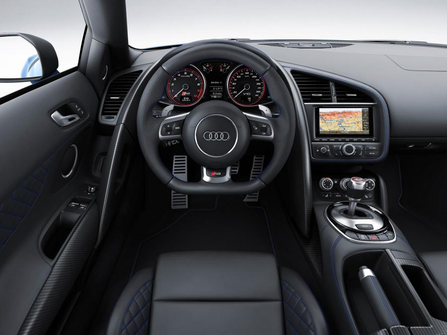 Торпедо Audi R8 LMX 2014 года  (фото 26 из 39)